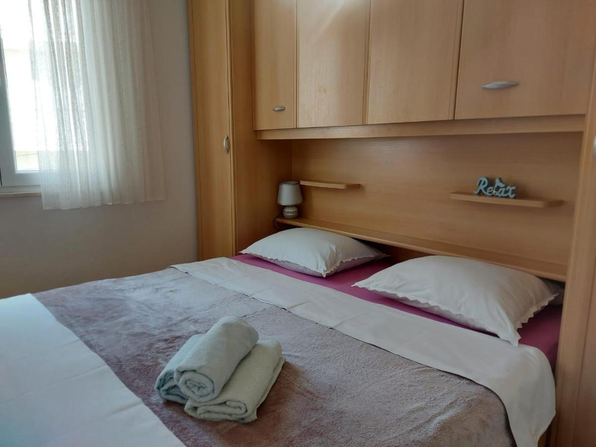 Apartments By The Sea Duce, Omis - 2731 Dugi Rat Exterior foto